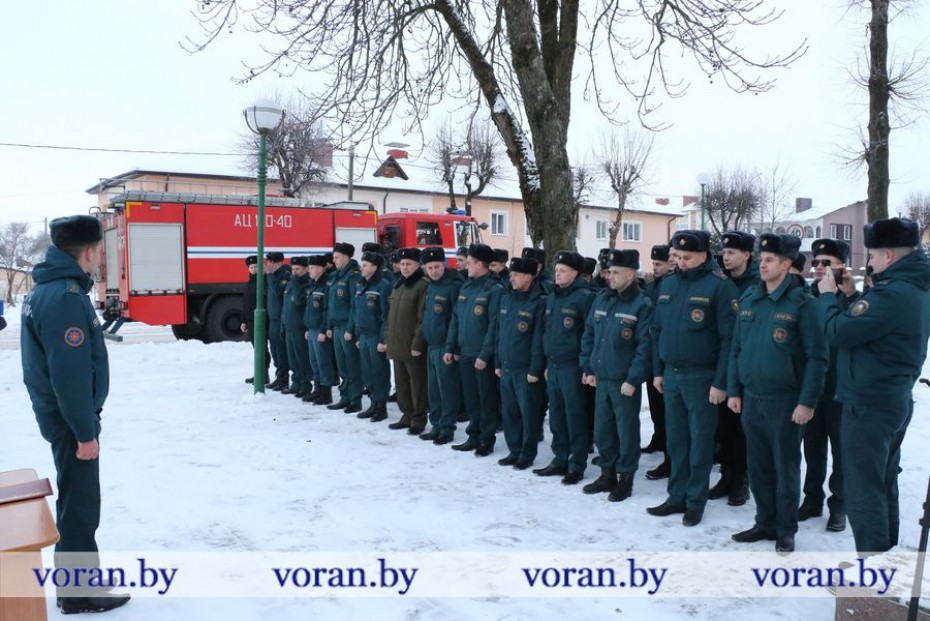 Вороновские спасатели принимают поздравления с профессиональным праздником