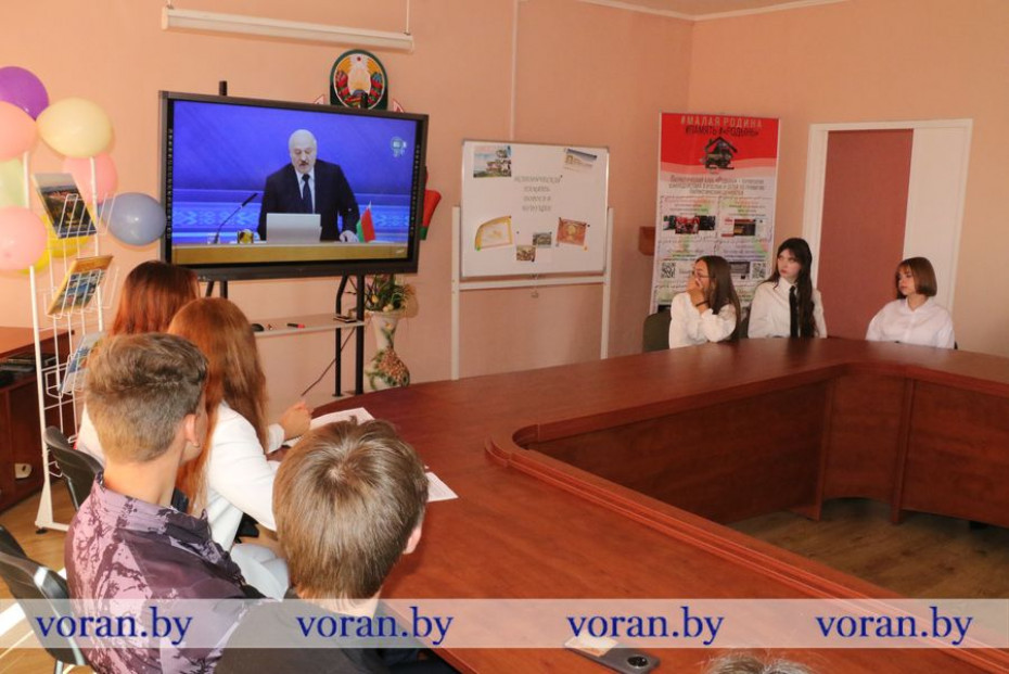На первом уроке от Первого побывали учащиеся Вороновского района