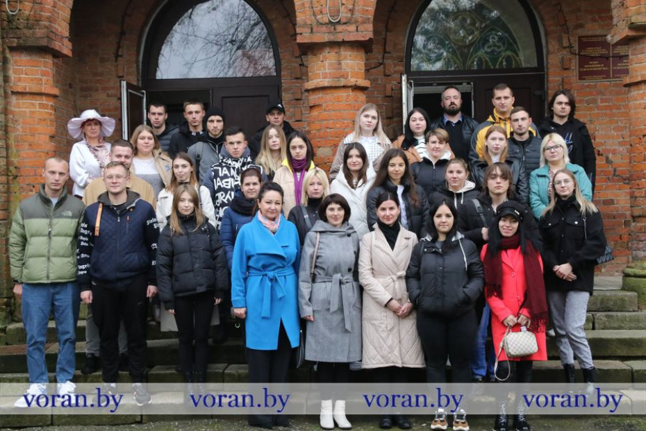 Патриотическая диалоговая площадка и экскурсии — в Вороновском районе прошел молодежный профсоюзный форум