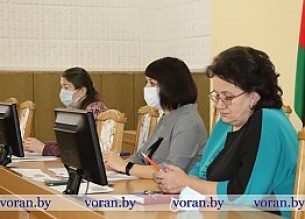 Семинар-практикум по административным процедурам прошел в отделе загса Вороновского райисполкома