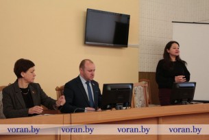 В Вороновском районе депутат Палаты представителей Национального собрания Республики Беларусь Павел Михалюк встретился с идеологическим активом