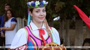 Новые объекты, выставки и концерты: в Гродненской области отметят День народного единства